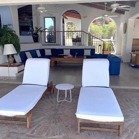 Villa De La Roca Zihuatanejo Exterior foto