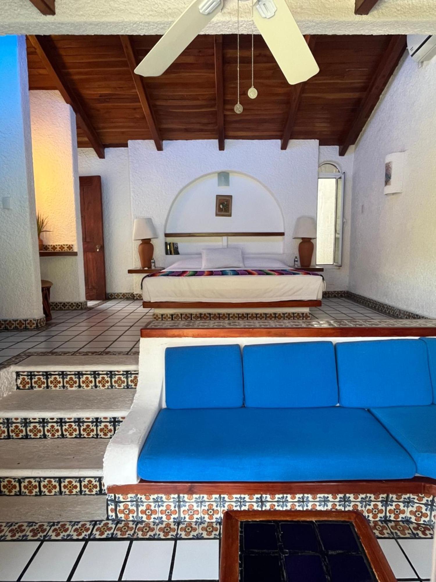 Villa De La Roca Zihuatanejo Exterior foto