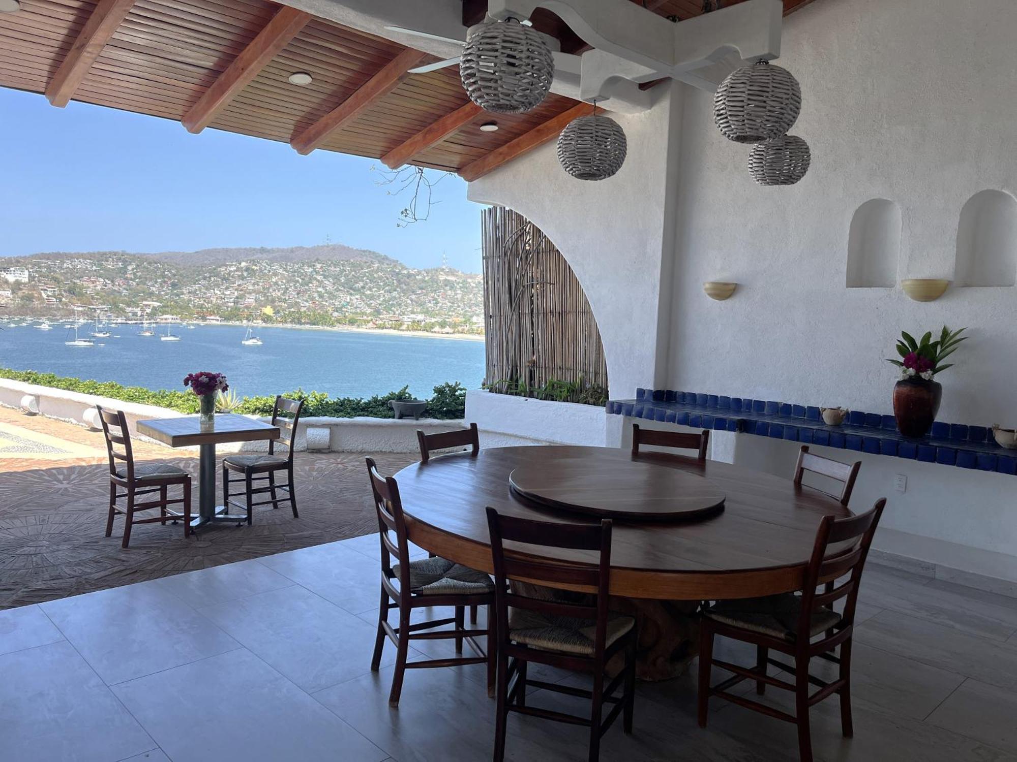 Villa De La Roca Zihuatanejo Exterior foto