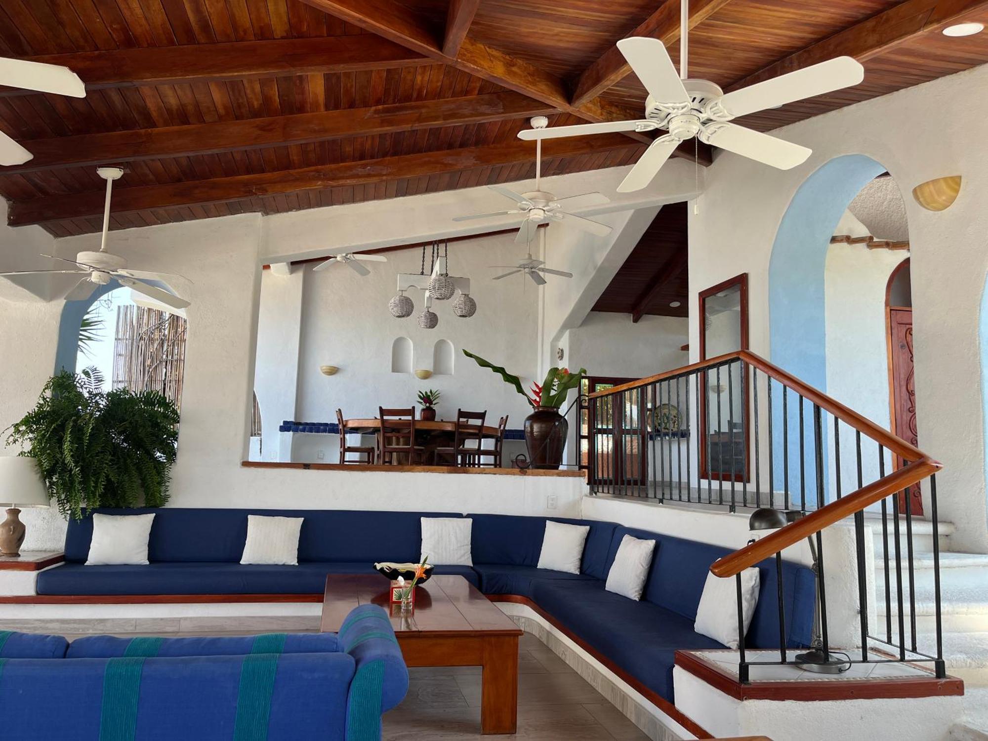Villa De La Roca Zihuatanejo Exterior foto